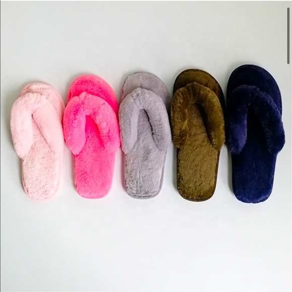 Fur Thong Slippers - Picture 3 of 8